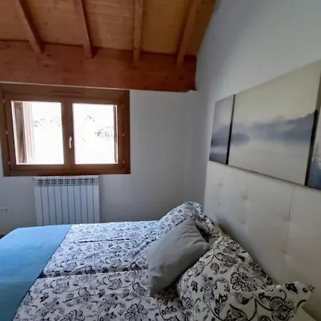 Casa Balcón De Pirineos - Biescas *